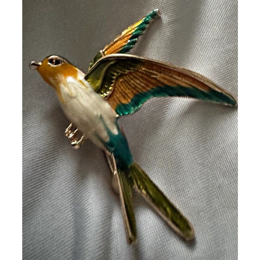 Flying Swallow Bird Brooch Gold Tone Multicolor Enamel Animal Jewelry Pin NEW - Picture 2 of 7